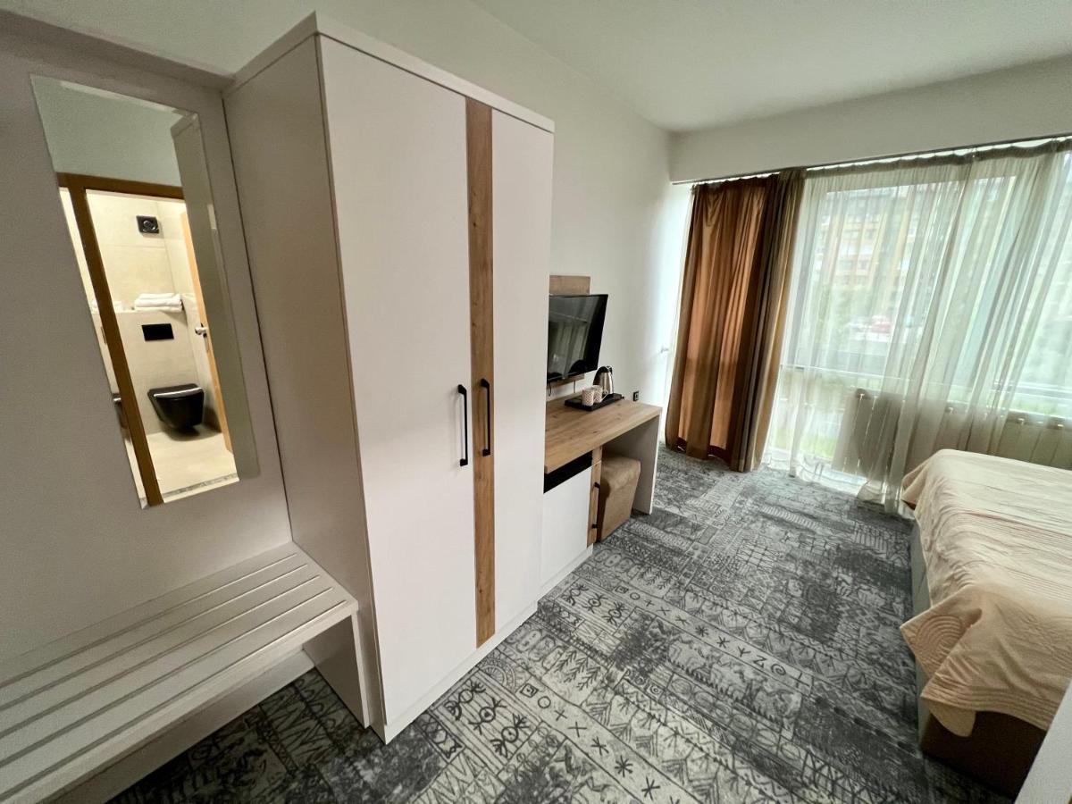 Hotel Brkic Sarajevo Airport - Free Parking Экстерьер фото