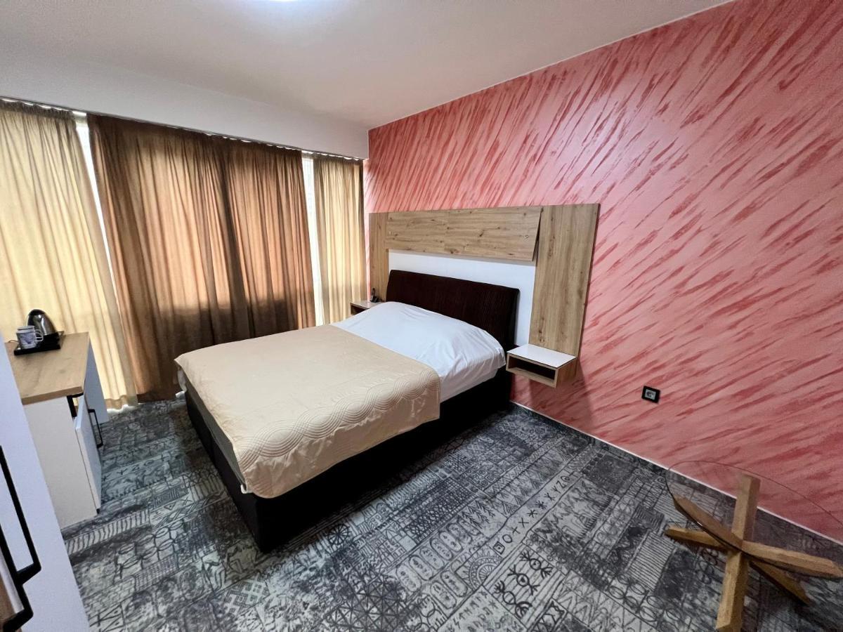 Hotel Brkic Sarajevo Airport - Free Parking Экстерьер фото