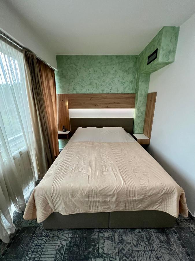 Hotel Brkic Sarajevo Airport - Free Parking Экстерьер фото