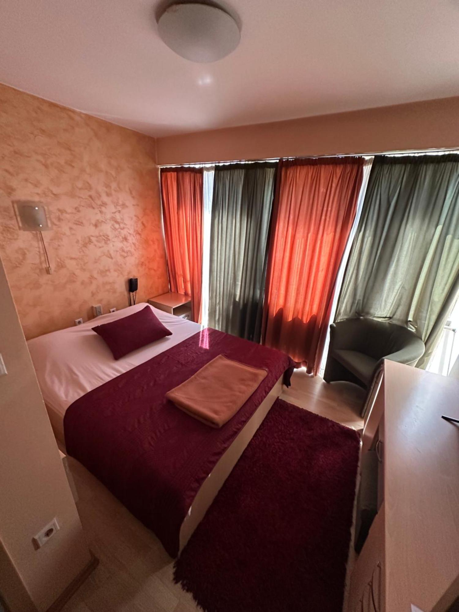 Hotel Brkic Sarajevo Airport - Free Parking Экстерьер фото